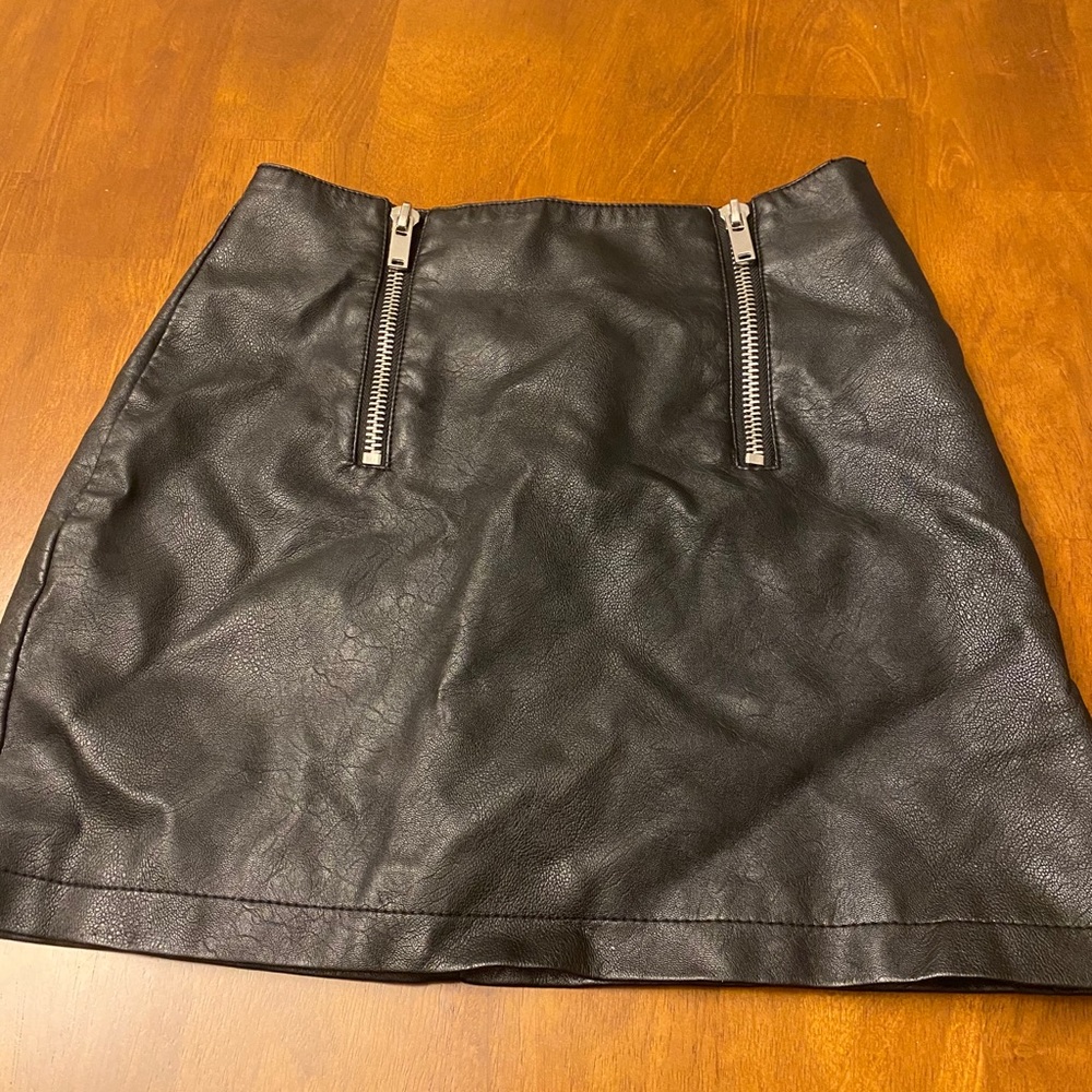 Forever21 Leather Zip-Up Skirt